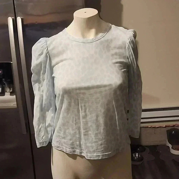 A.L.C KARLIE PUFF SLEEVE SPOTTED LEOPARD BABY BLUE TOP SIZE XS - Picture 2 of 6